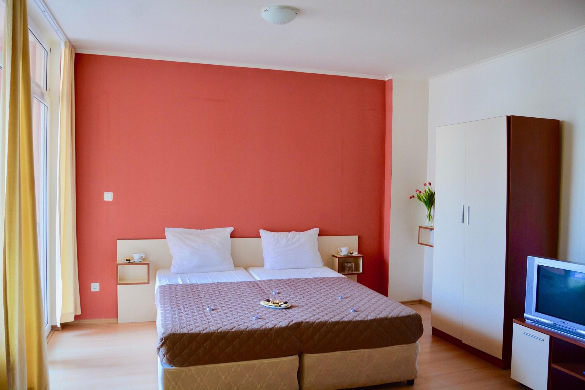 เรนโบว์ 2 ฮอลิเดย์ คอมเพล็กซ์ Hotel ซันนีบีช ภายนอก รูปภาพ