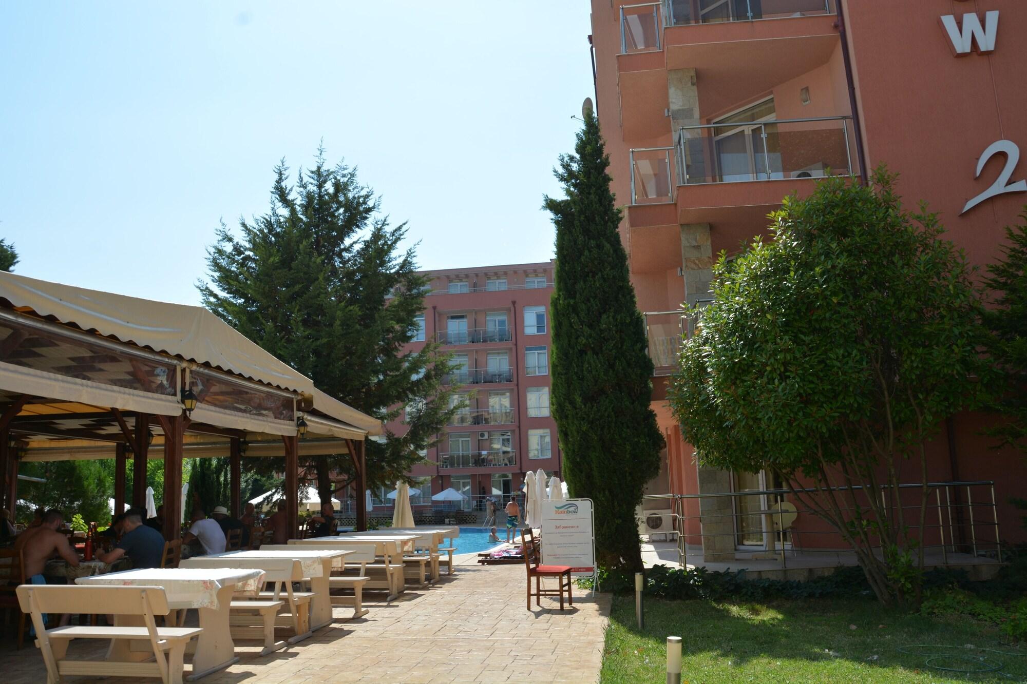 เรนโบว์ 2 ฮอลิเดย์ คอมเพล็กซ์ Hotel ซันนีบีช ภายนอก รูปภาพ