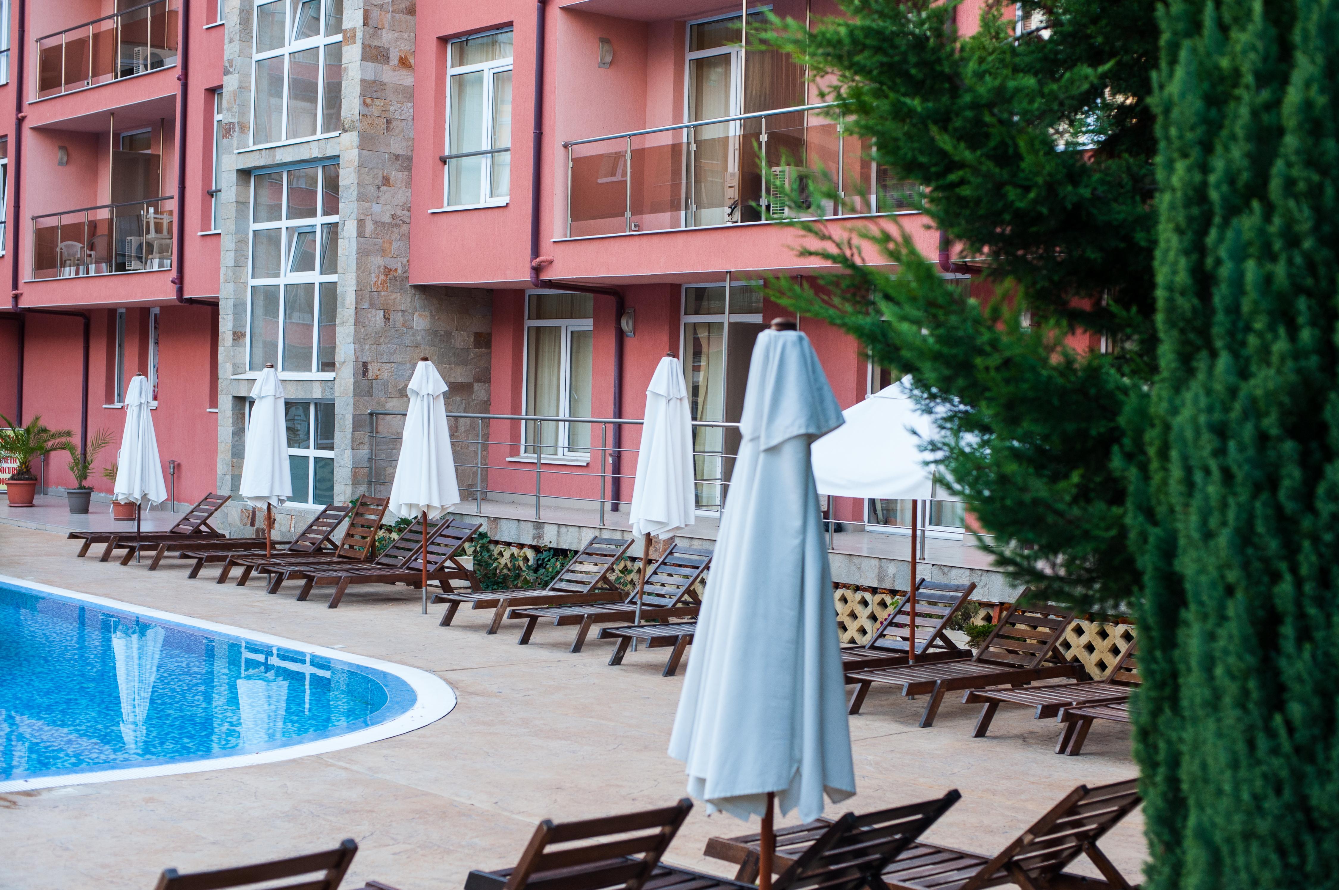 เรนโบว์ 2 ฮอลิเดย์ คอมเพล็กซ์ Hotel ซันนีบีช ภายนอก รูปภาพ
