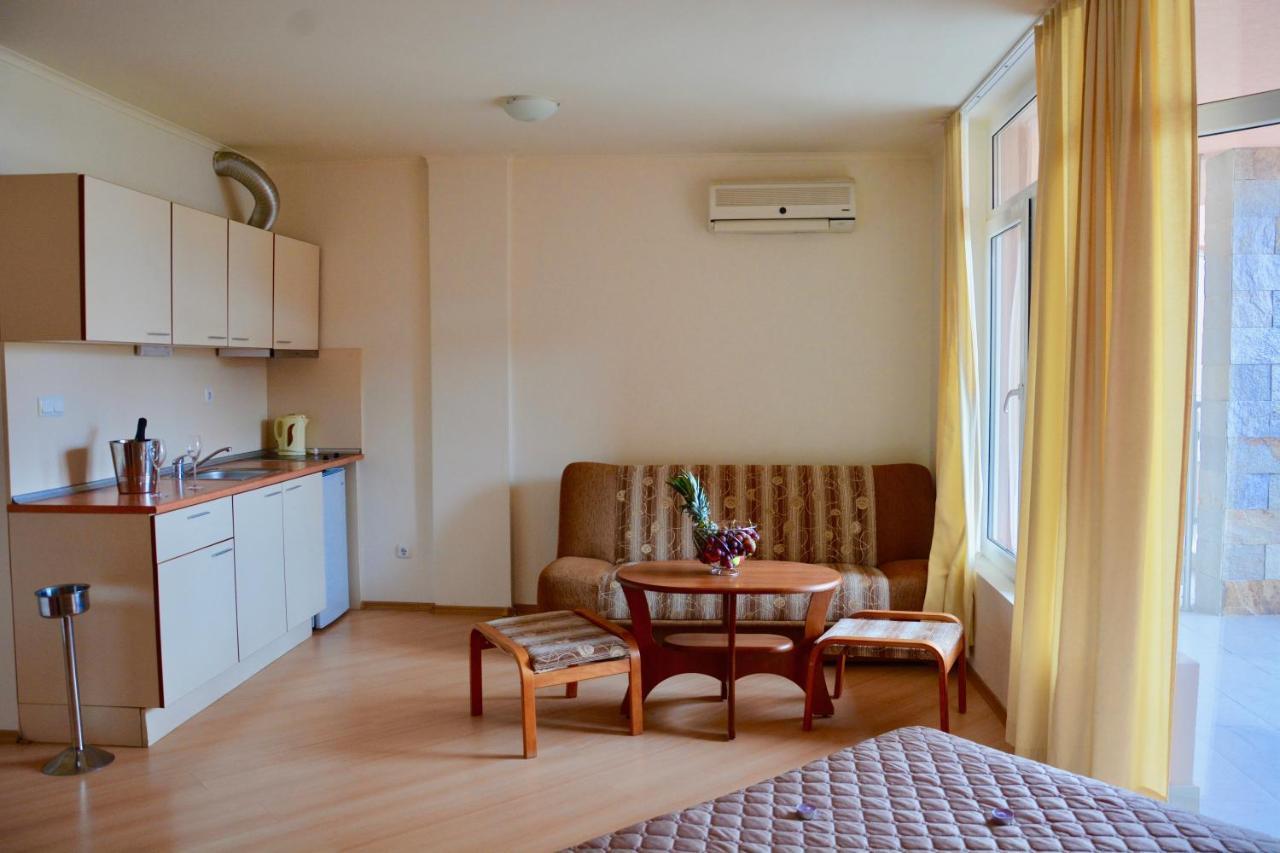 เรนโบว์ 2 ฮอลิเดย์ คอมเพล็กซ์ Hotel ซันนีบีช ภายนอก รูปภาพ