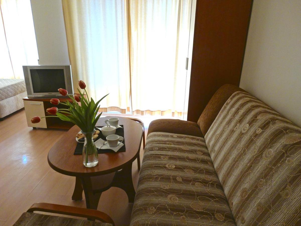 เรนโบว์ 2 ฮอลิเดย์ คอมเพล็กซ์ Hotel ซันนีบีช ภายนอก รูปภาพ